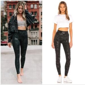 Spanx Faux Leather Camo Leggings in Matte Black Camo Print M